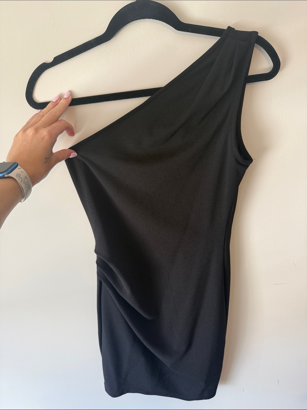 Jump Black One-Shoulder Cocktail Dress